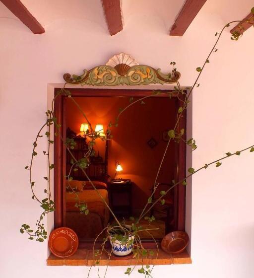 فندق Rural Posada Los Caballeros