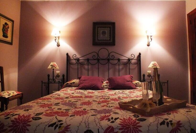 فندق Rural Posada Los Caballeros