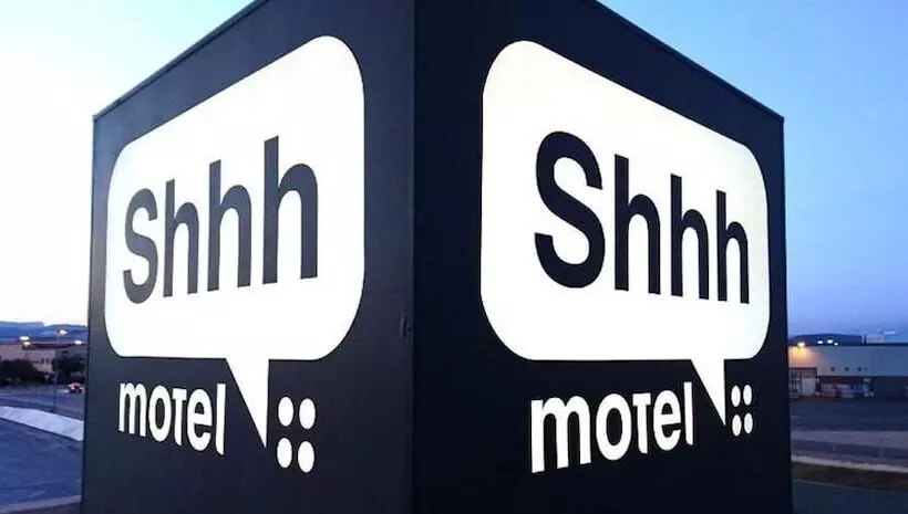 Hotel Shhh
