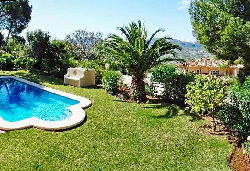 Villa Calle de Auriga