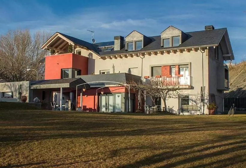 هتل Villa Iacca