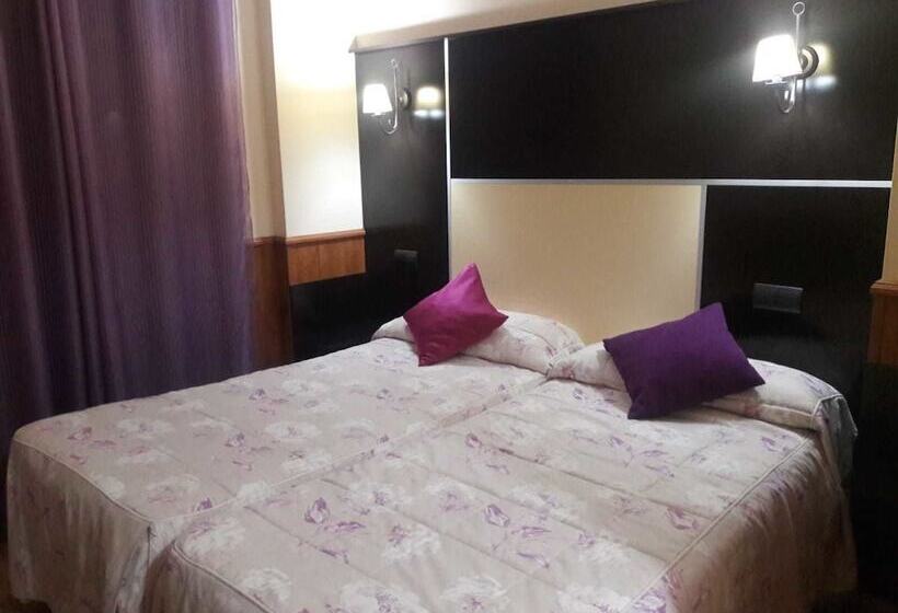 فندق Casa Rural Virgen De Las Cruces