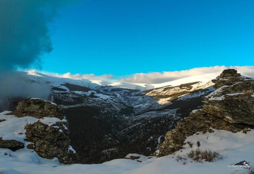 Резиденция Alojamientos Rurales Los Macabes