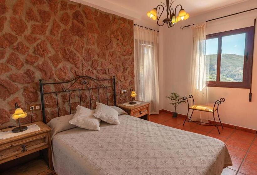 Резиденция Alojamientos Rurales Los Macabes