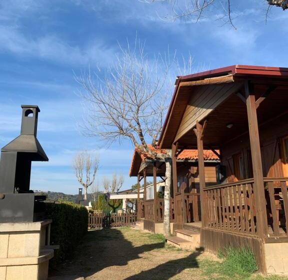 住所 Camping Gironella