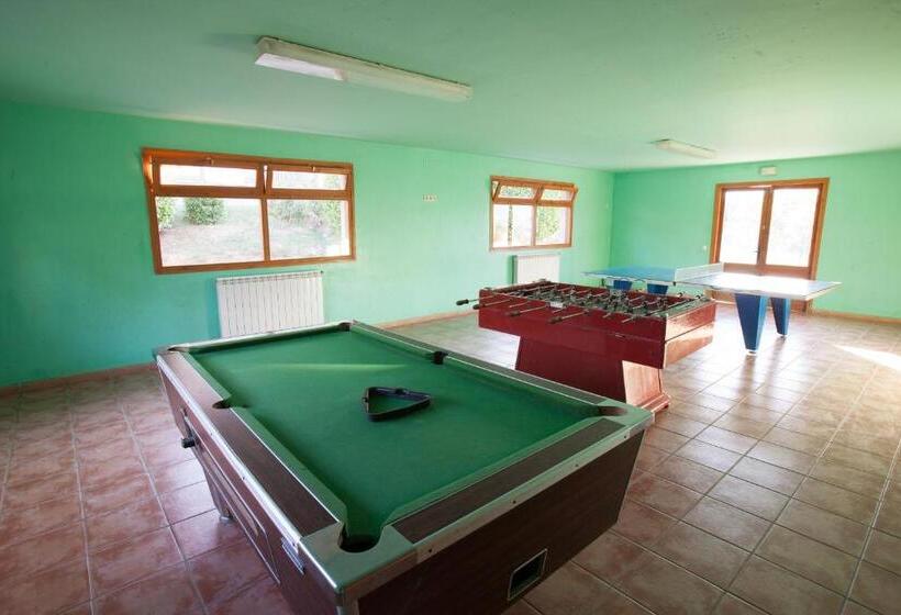 住所 Camping Gironella