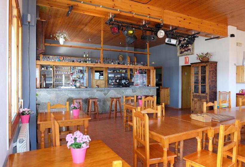 住所 Camping Gironella