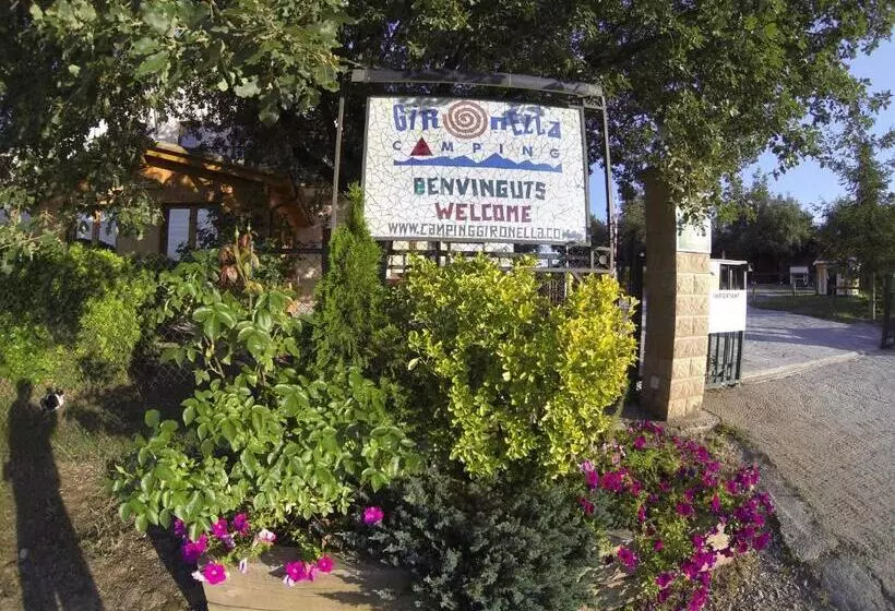 اقامتگاه Camping Gironella