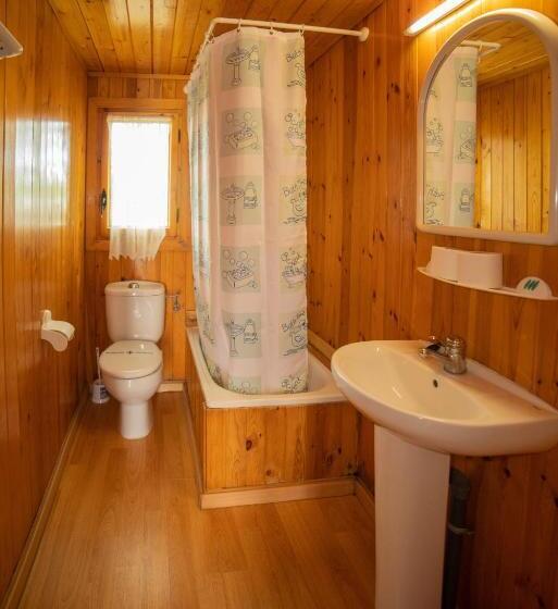 住所 Camping Gironella