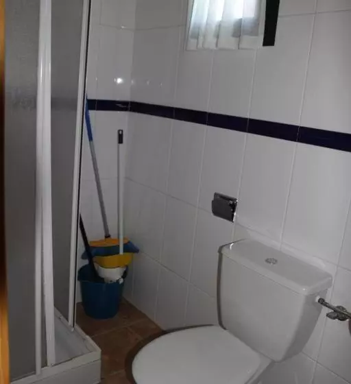 اقامتگاه Camping Iratxe Ciudad De Vacaciones