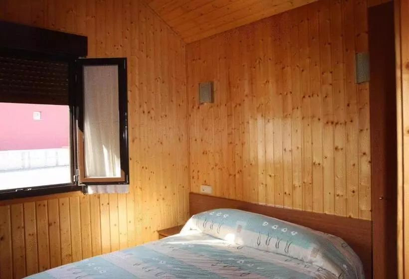 اقامتگاه Camping Iratxe Ciudad De Vacaciones
