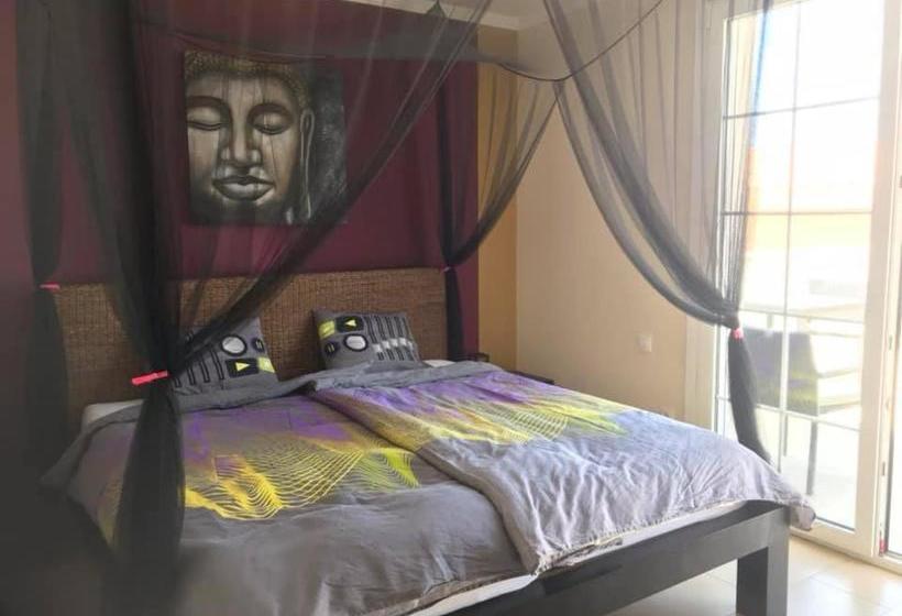 استراحتگاه Villa Dhanvantari