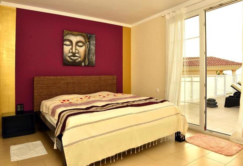 استراحتگاه Villa Dhanvantari