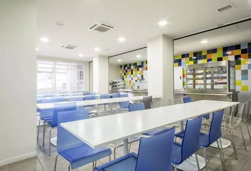 هاستل Colegio Mayor La Concepcion