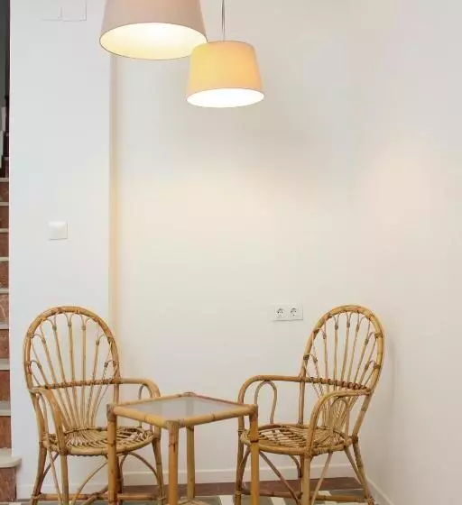 هاستل Las Atarazanas   Design Hostal