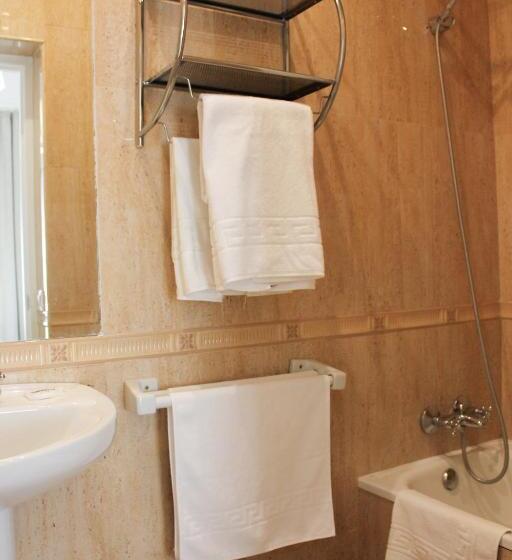 هاستل Las Atarazanas Design Hostal