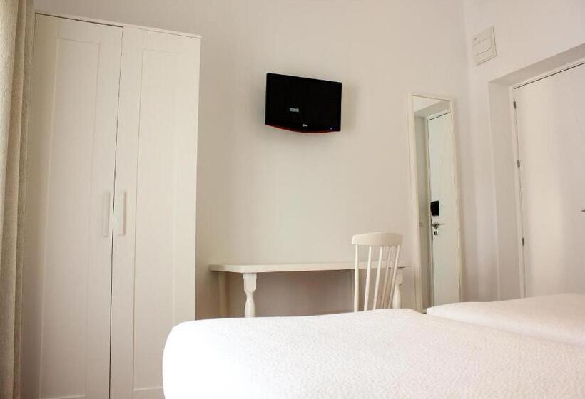 هاستل Las Atarazanas Design Hostal