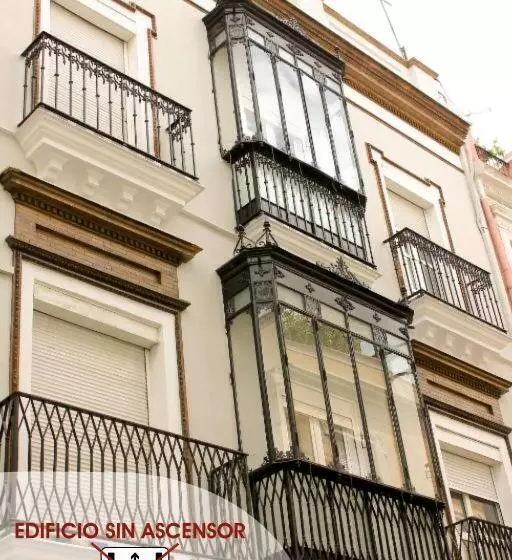 هاستل Las Atarazanas   Design Hostal