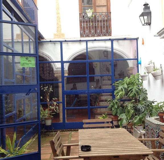 تختخواب و صبحانه El Sueño Hostel