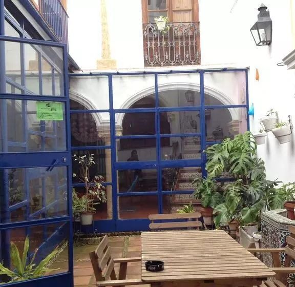 تختخواب و صبحانه El Sueño Hostel