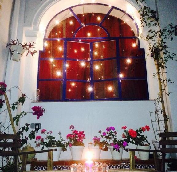 تختخواب و صبحانه El Sueño Hostel