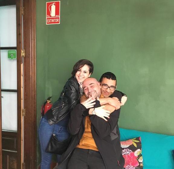 تختخواب و صبحانه El Sueño Hostel