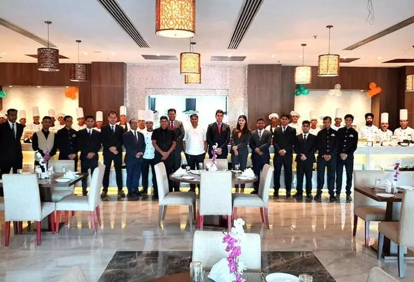 Bravura Gold Resort