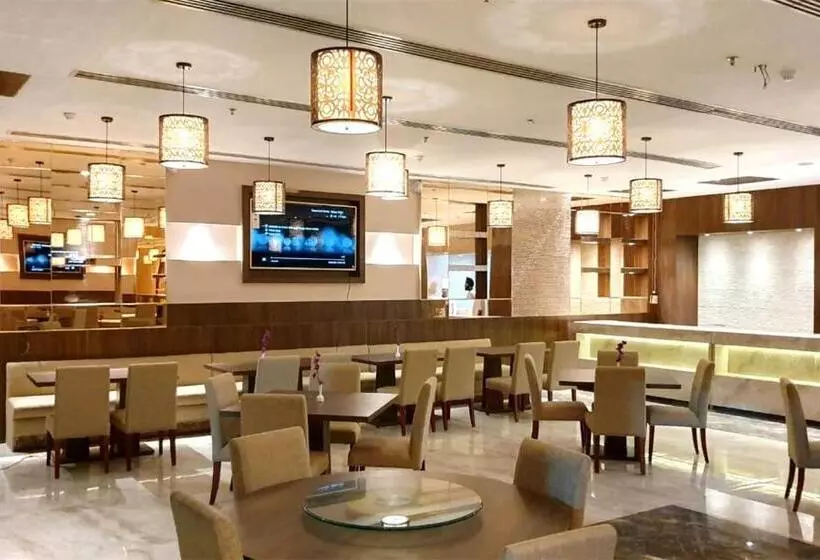 Bravura Gold Resort