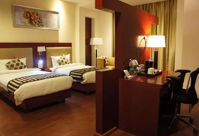 Bravura Gold Resort