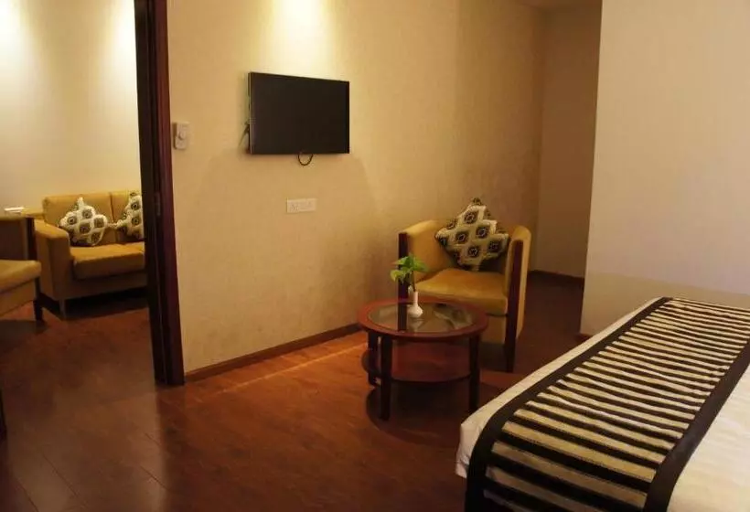 Bravura Gold Resort