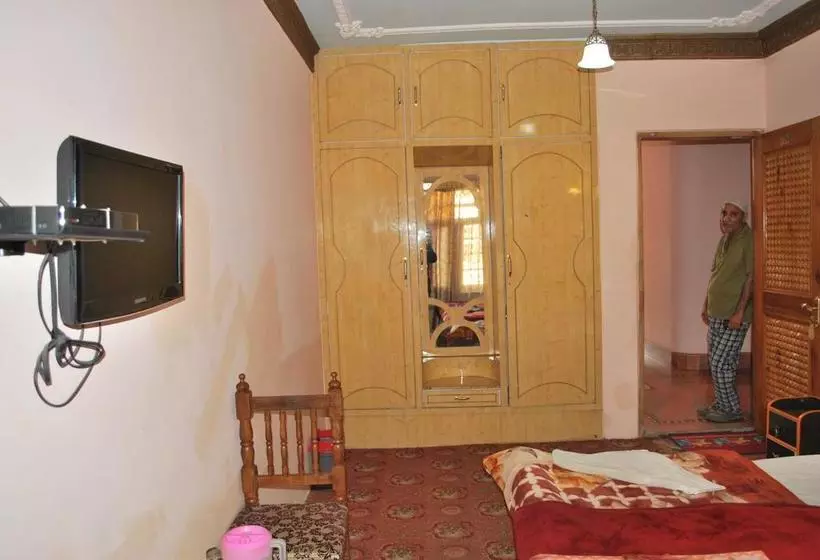 Hotel Gulistan
