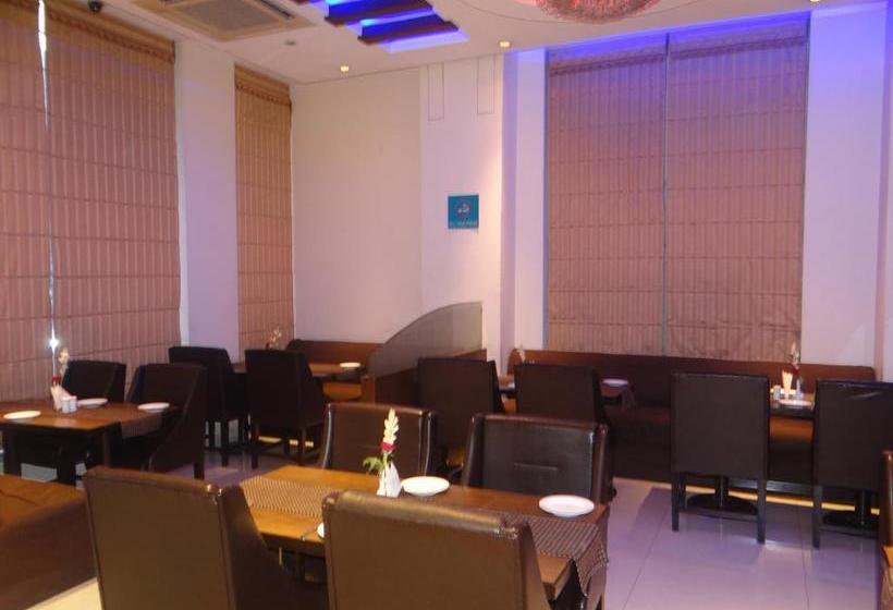 فندق Janhvi International