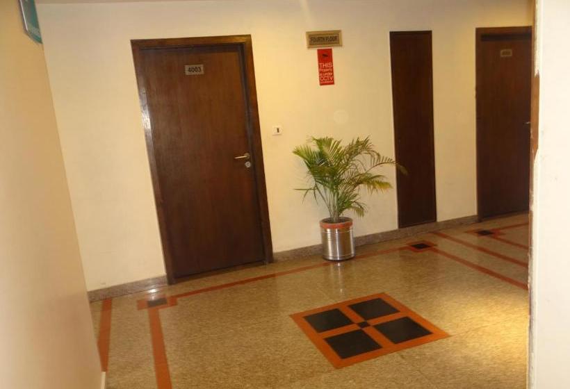 فندق Janhvi International