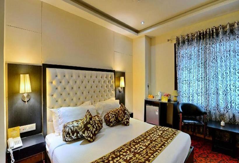 Отель Kohinoor Palace