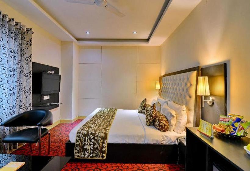 Отель Kohinoor Palace