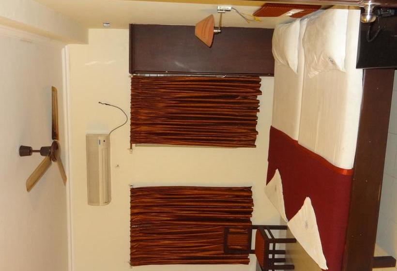 בית מלון כפרי Mjm Plaza