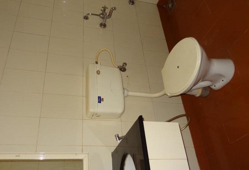 בית מלון כפרי Mjm Plaza