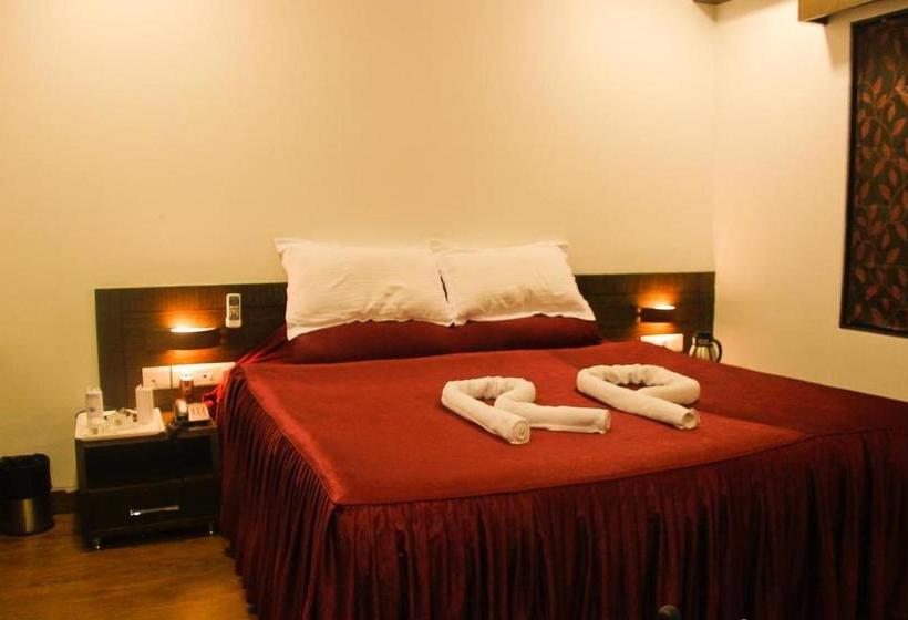 هتل Rajashree Palace