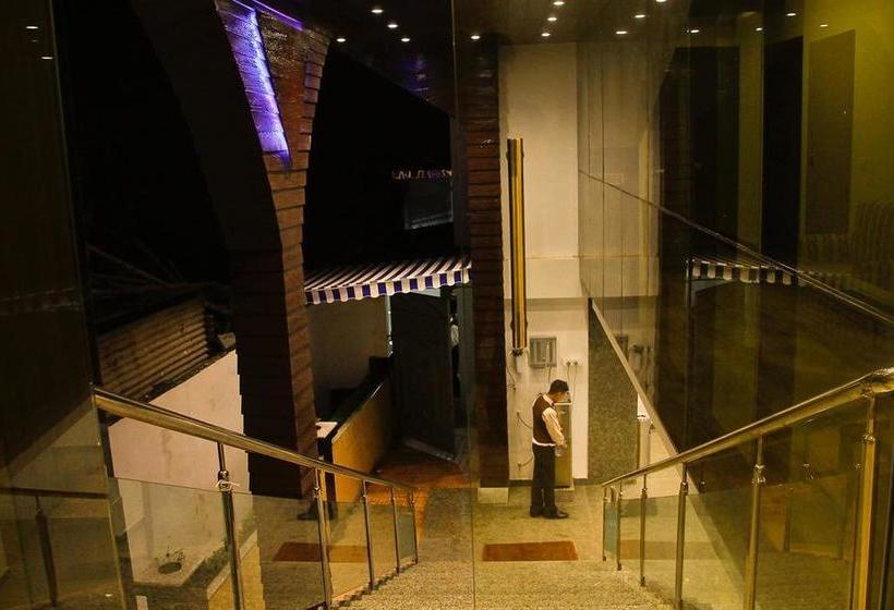 هتل Rajashree Palace