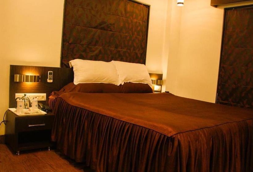 هتل Rajashree Palace