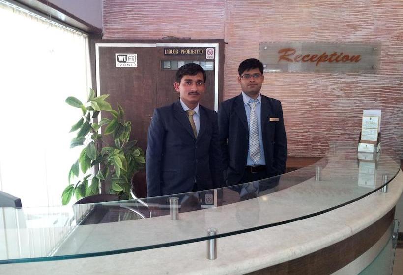 Fotos del hotel Capital O 85837  Rudra Mahal:  6