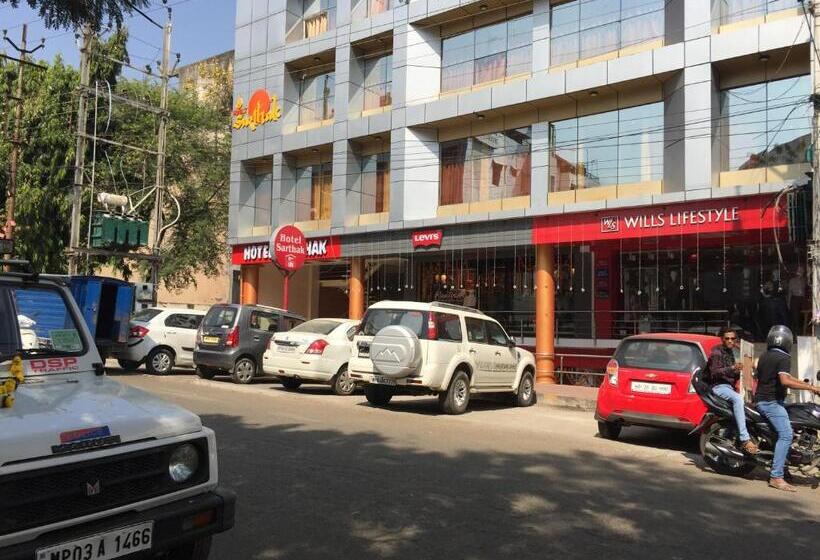 בית מלון כפרי Sarthak