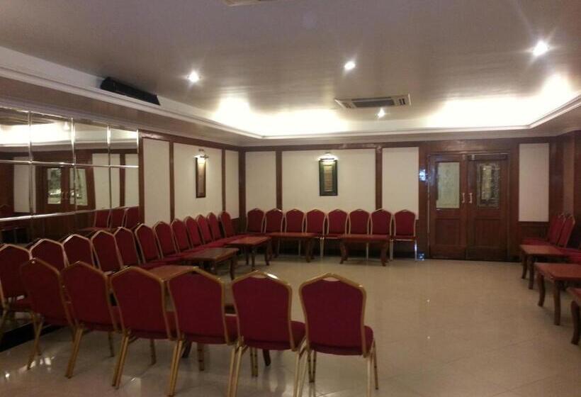 בית מלון כפרי Sarthak