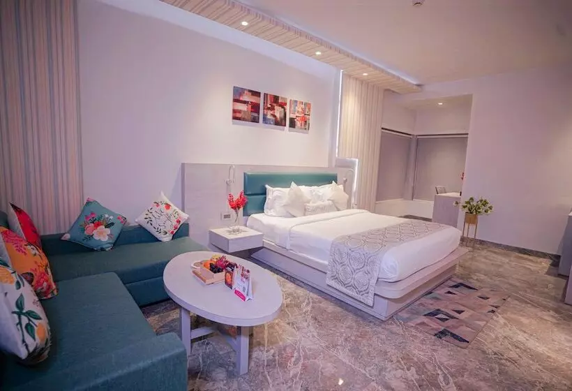 Hotelli Swarn Towers