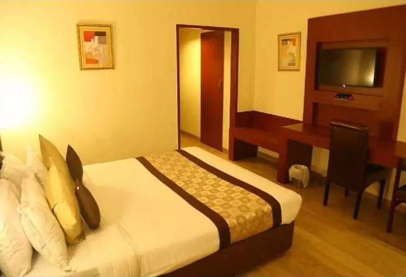 Hotelli Swarn Towers