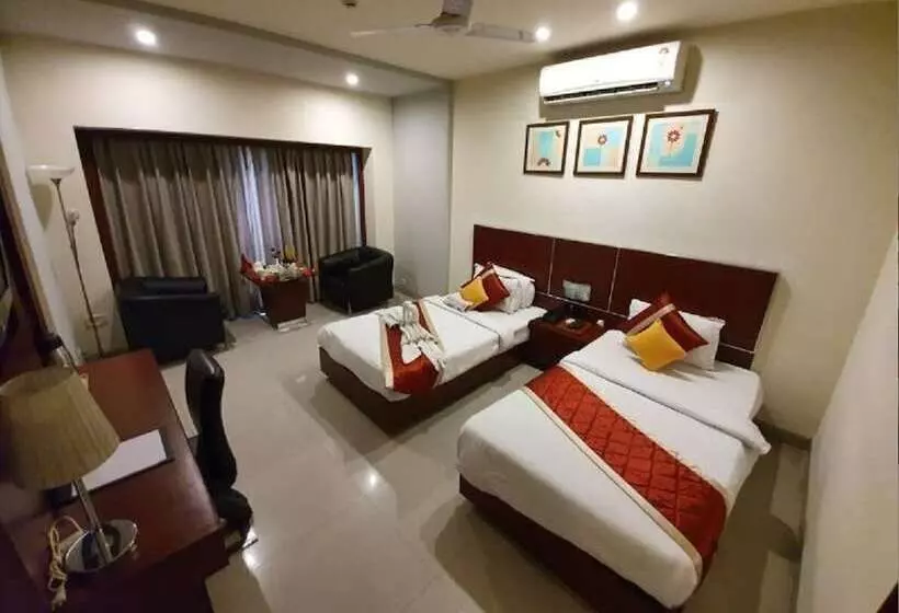 Hotelli Swarn Towers