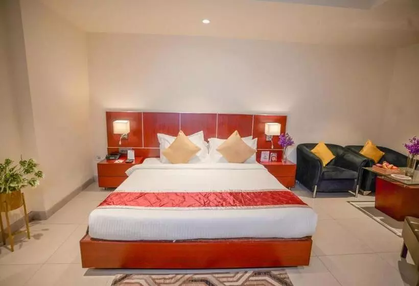 Hotelli Swarn Towers