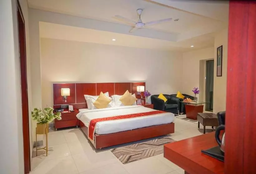 Hotelli Swarn Towers