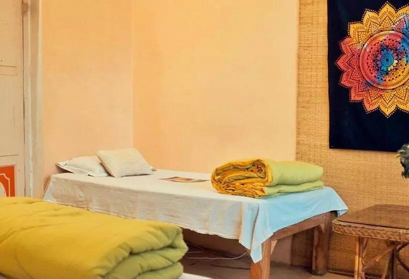 International Travellers  Hostel By Ith Stays