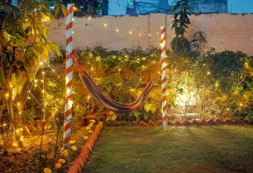 International Travellers  Hostel By Ith Stays